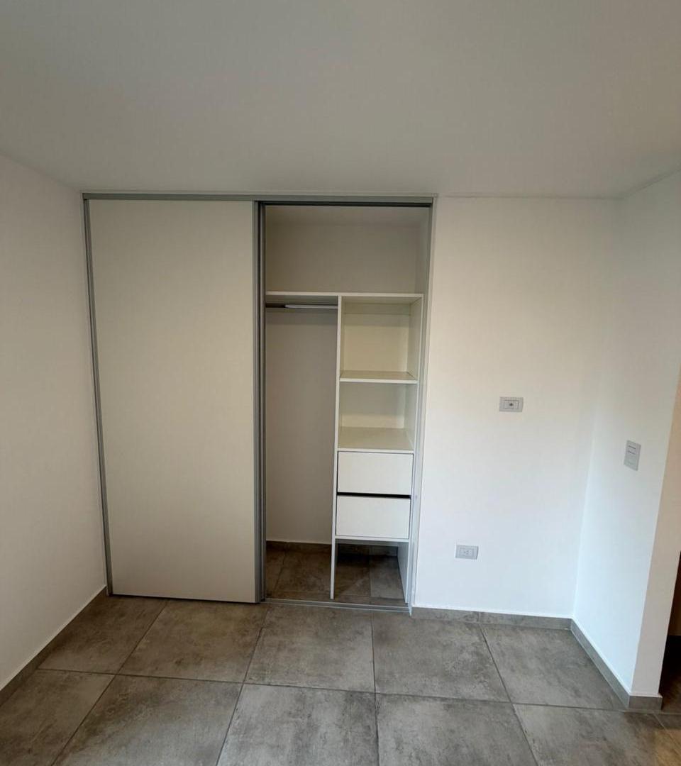 Foto de Venta departamento en Alberdi de un dormitorio con balcón, imagen 3