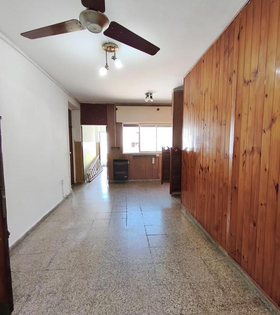 Foto de CASA CON 2 LOCALES EN AVENIDA ALEM - OPORTUNIDAD, imagen 5
