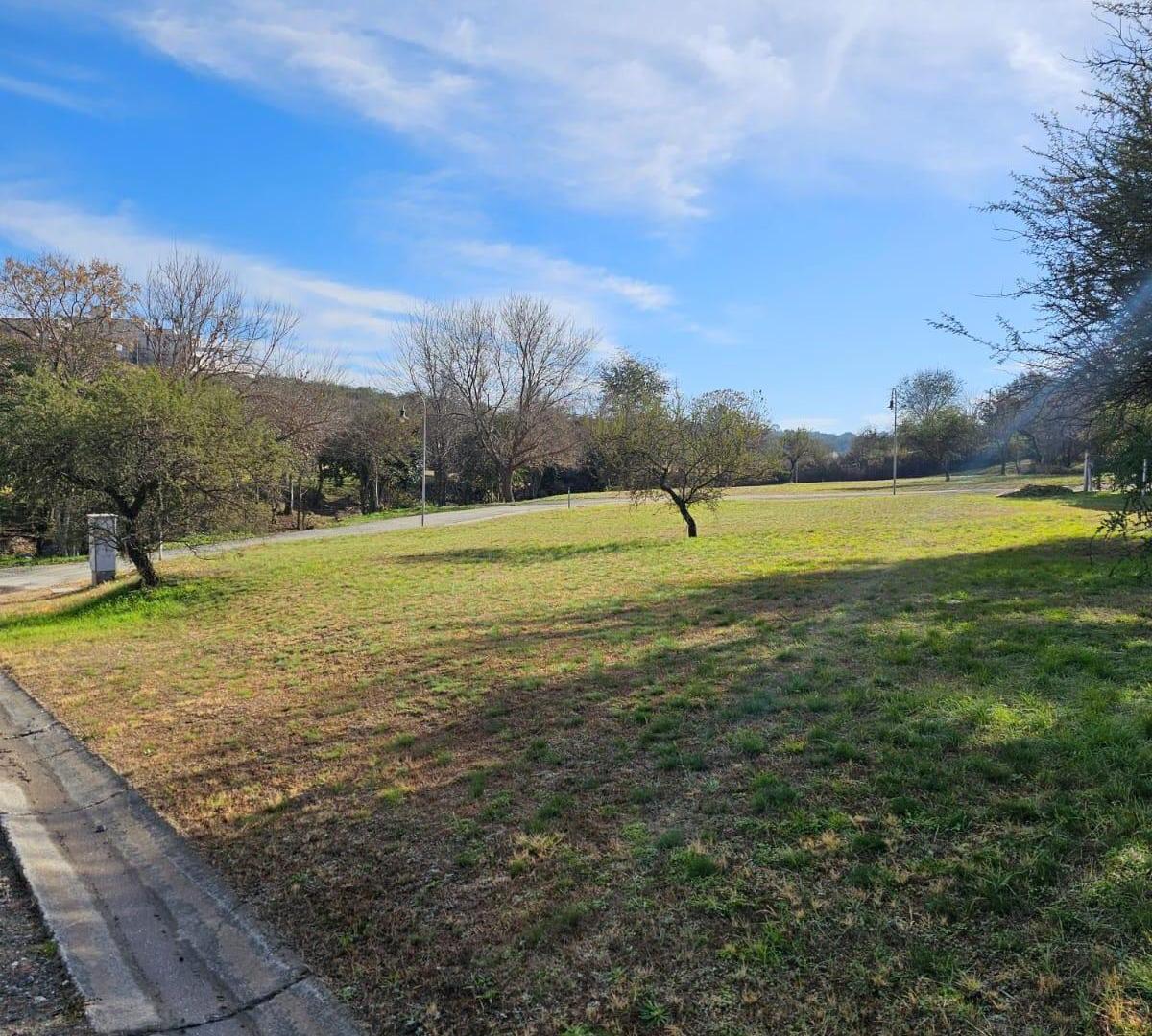 Foto de LOTES EN EL ANGLO BARRIO CERRADO - ALTA GRACIA, imagen 3