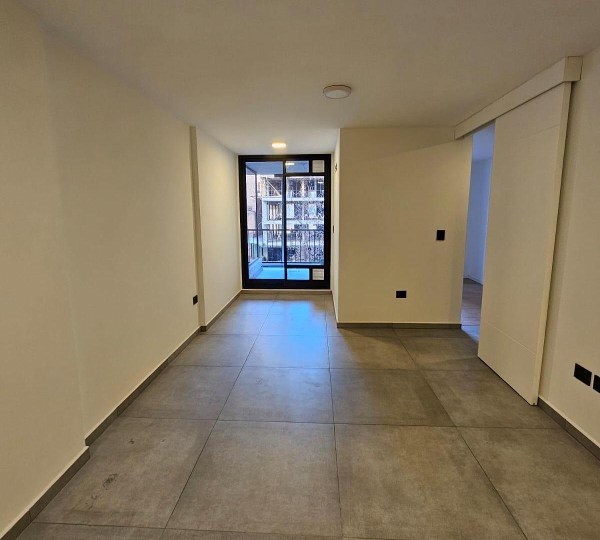 DEPTO 1 DORM NVA CBA CON BALCON Y PISCINA
