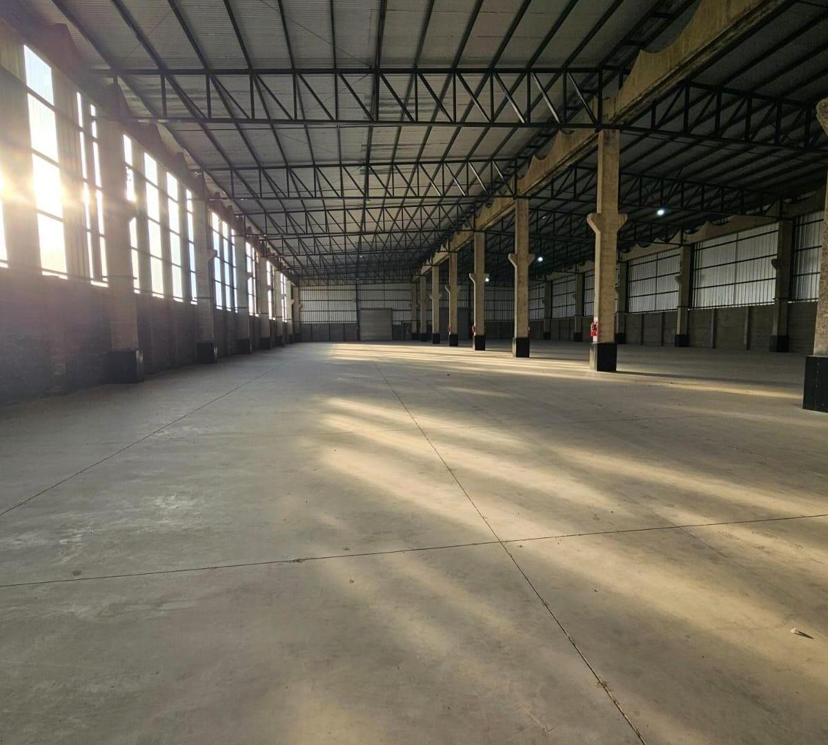 Foto de DEPOSITO DE 1900 EN ALQ ZONA INDUSTRIAL Y LOGISTICA, imagen 3