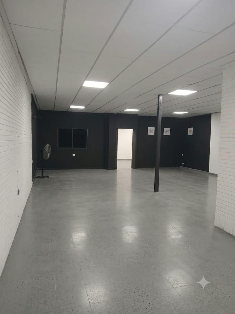 Foto de LOCAL EN ALQUILER 180 M2 JUAN B JUSTO 3000, imagen 1