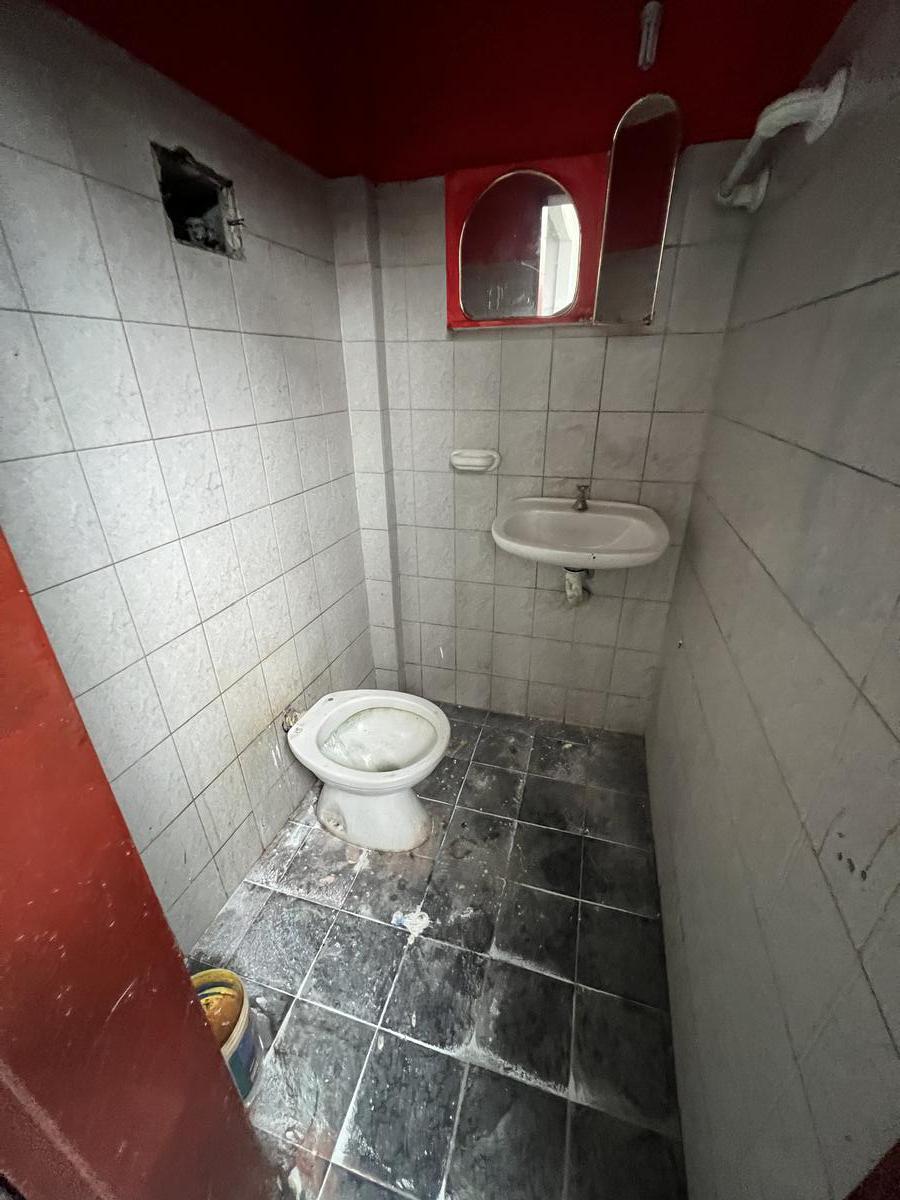 Ideal Inversor Venta en Block Galpon 300 m² Zona - Id Mas 3 Departamentos3 Amb. en Alquiler 1