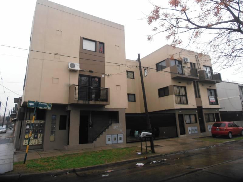 Excelente departamento duplex 3 ambientes