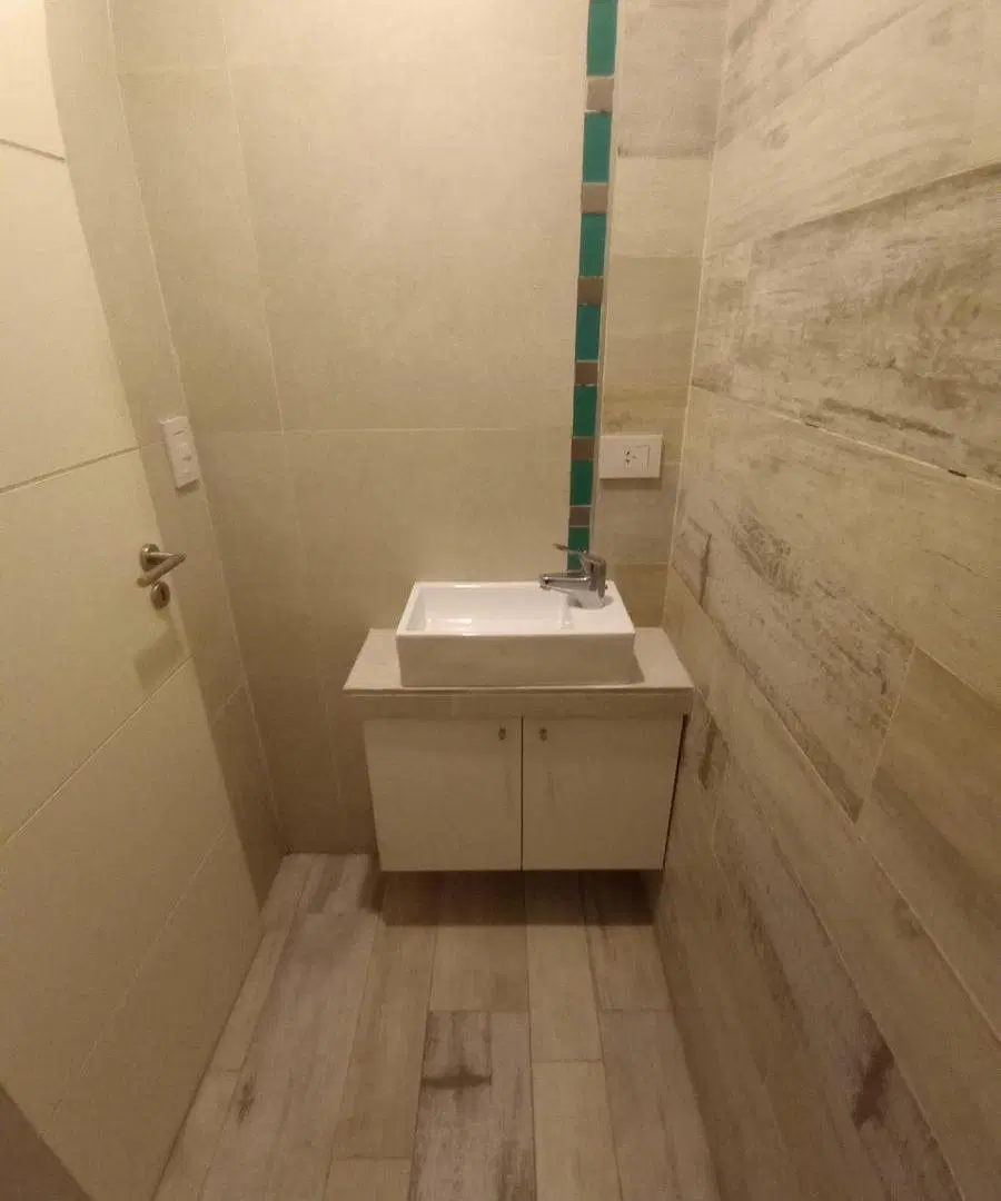 Duplex 3 ambientes y medio en Villa Ballester venta o alquiler 4