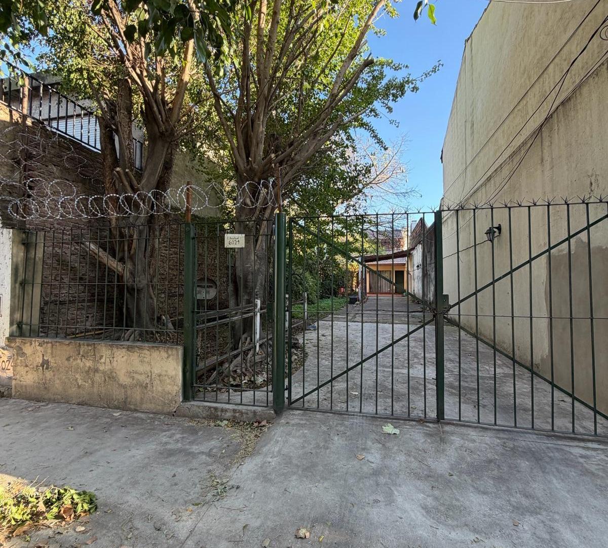 Casa EN VILLA BALLESTER VENTA 4 AMBIENTES