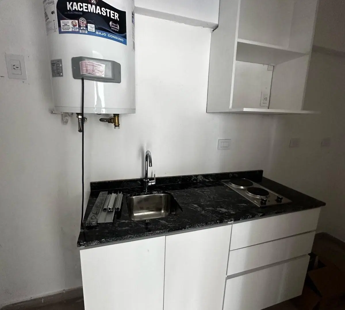 Local - Villa Ballester - venta - ideal todo destino 1