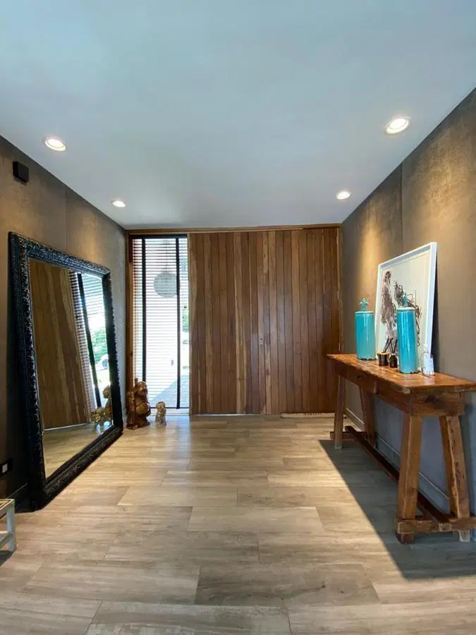Casa en Venta en Santa Barbara con 4 Cuartos en Suite, a la laguna 3