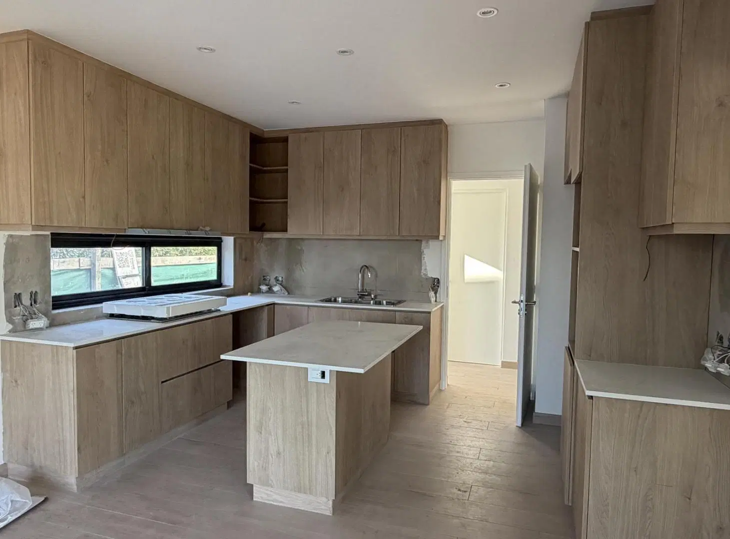 Casa en Laguna Grande en venta 6 ambientes 2
