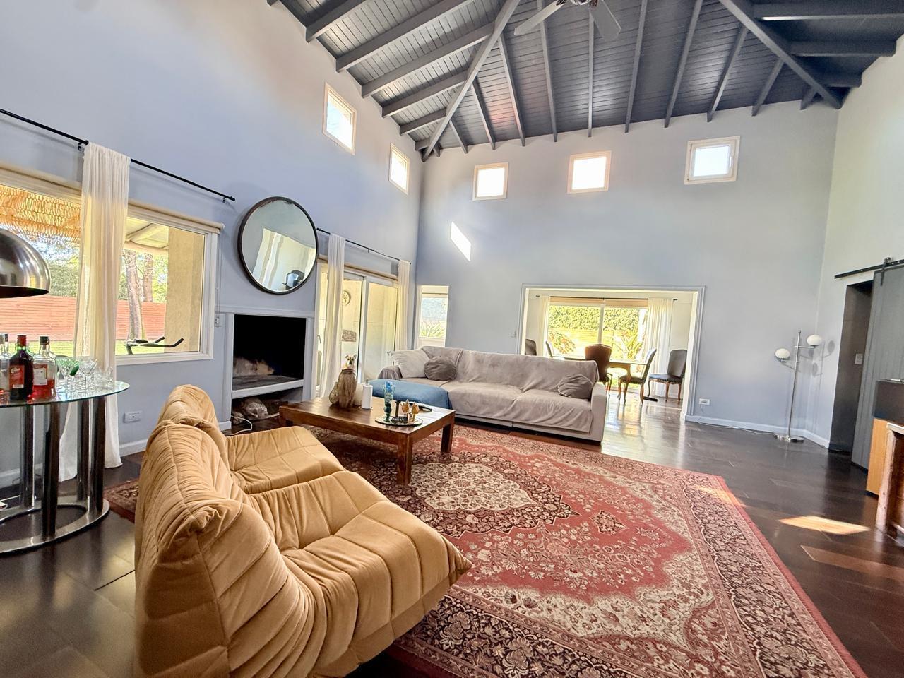 Foto de Casa en Santa Barbara en Venta 5 ambientes, imagen 4