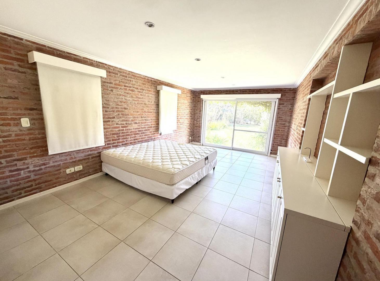Foto de Casa en Venta Talar Del Lago I, 4 Cuartos, 2 en Suite, imagen 4
