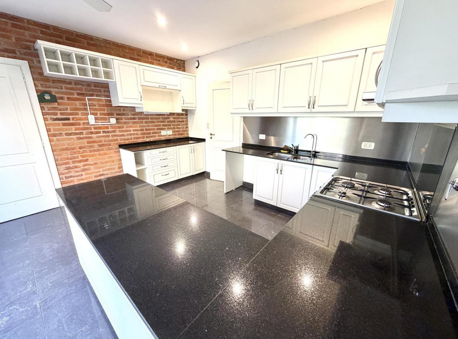 Foto de Casa en Venta Talar Del Lago I, 4 Cuartos, 2 en Suite, imagen 5