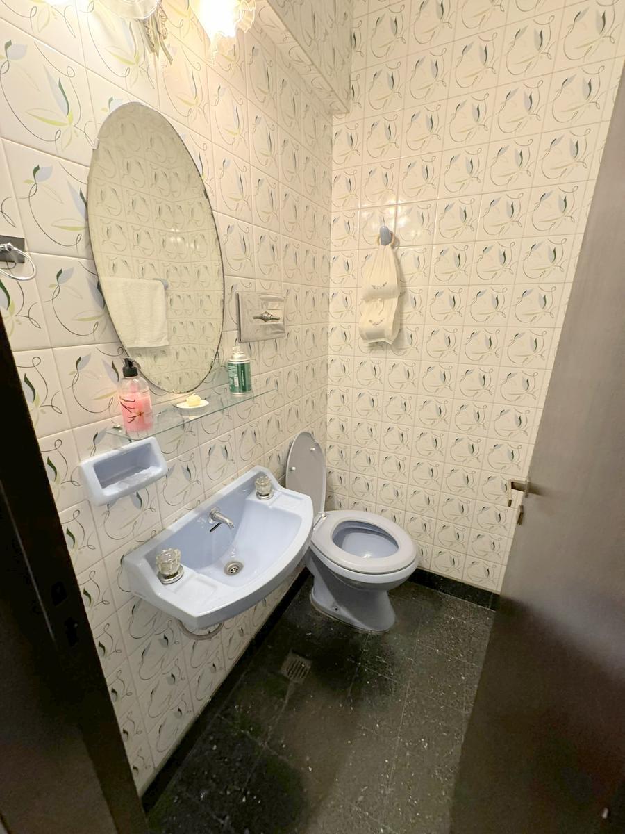 Departamento 8 Amb con Cochera Balcon 183 m² Totales 2