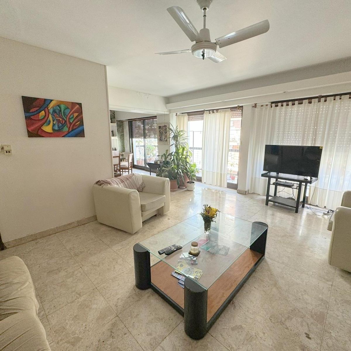 Departamento 8 Amb con Cochera Balcon 183 m² Totales 5