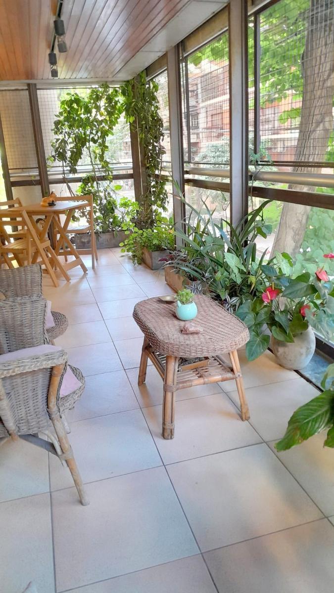 Departamento Piso en Belgrano 214 m² con Cochera 4amb Depend 2