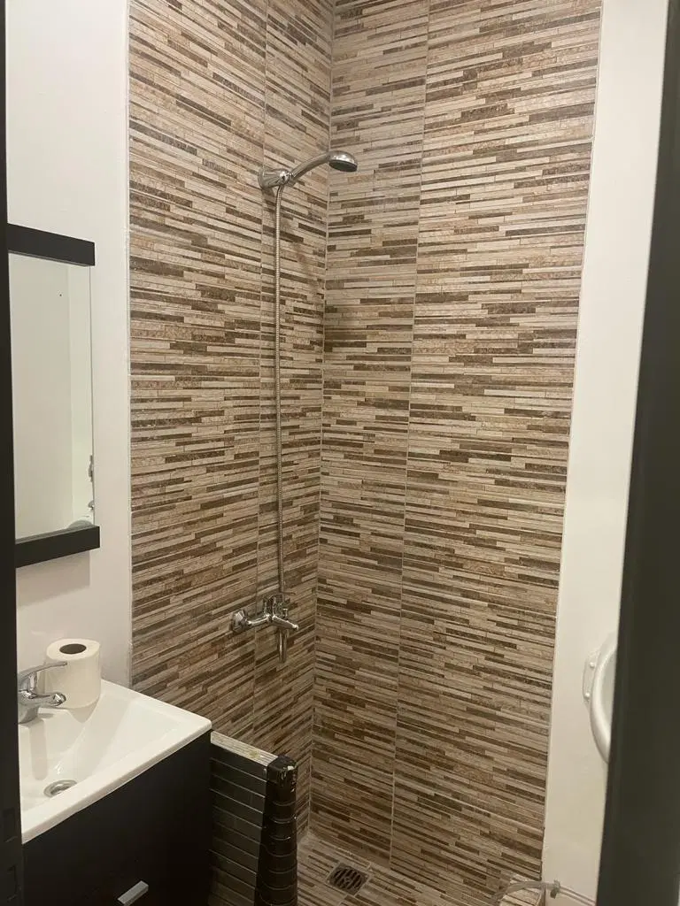 Oficina en alquiler excelente ubicacion con baño privado san isidro centro 3