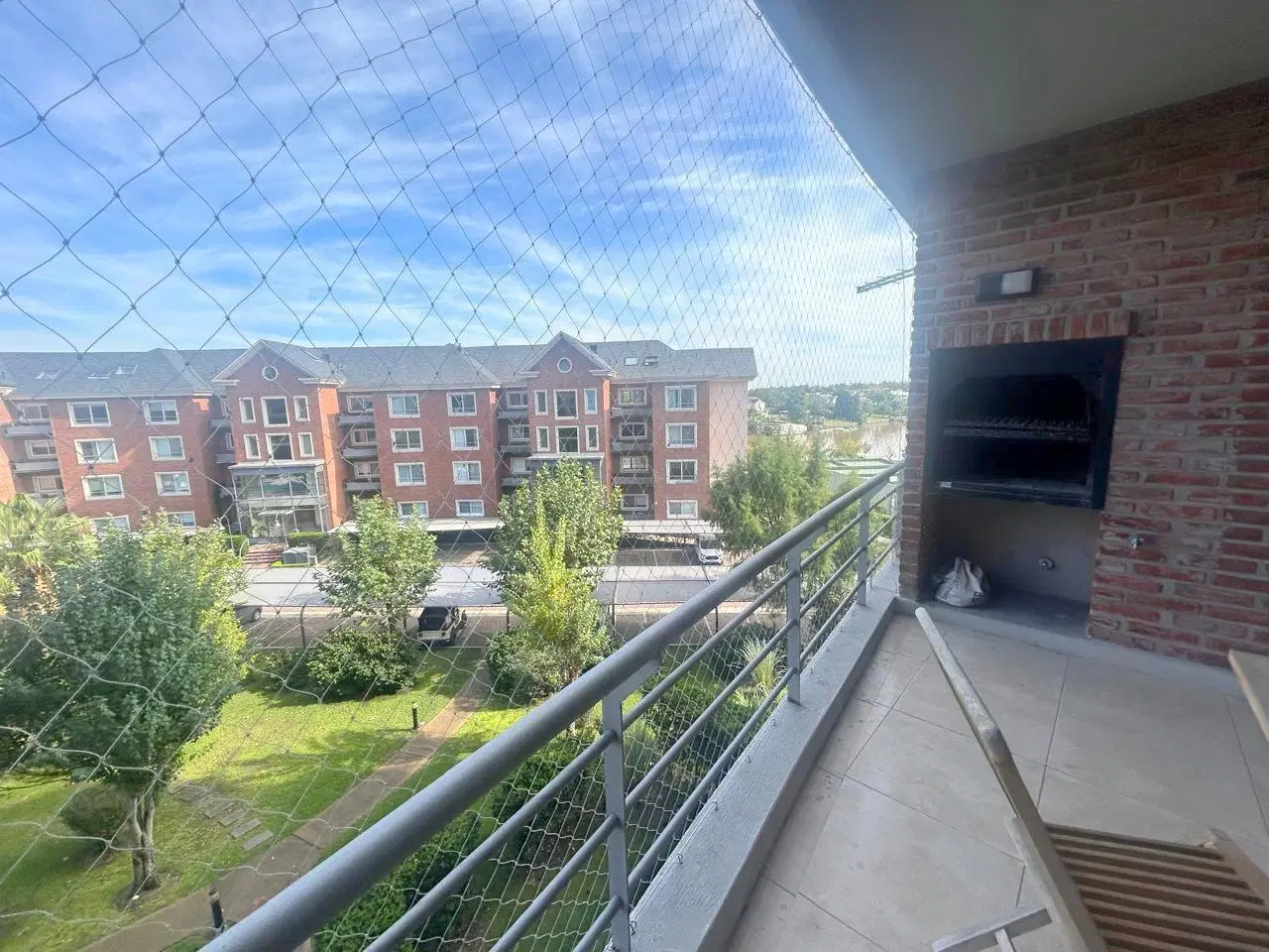 Departamento en MIRADORES DEL LAGO NORDELTA 2 dormitorios y cochera 5
