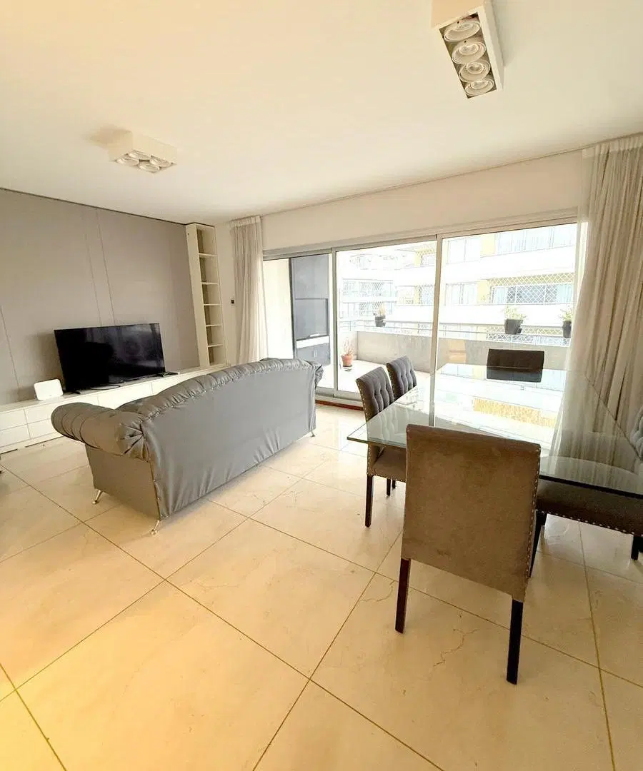 Excelente piso de 4 ambientes con balcon terraza, parrilla 2