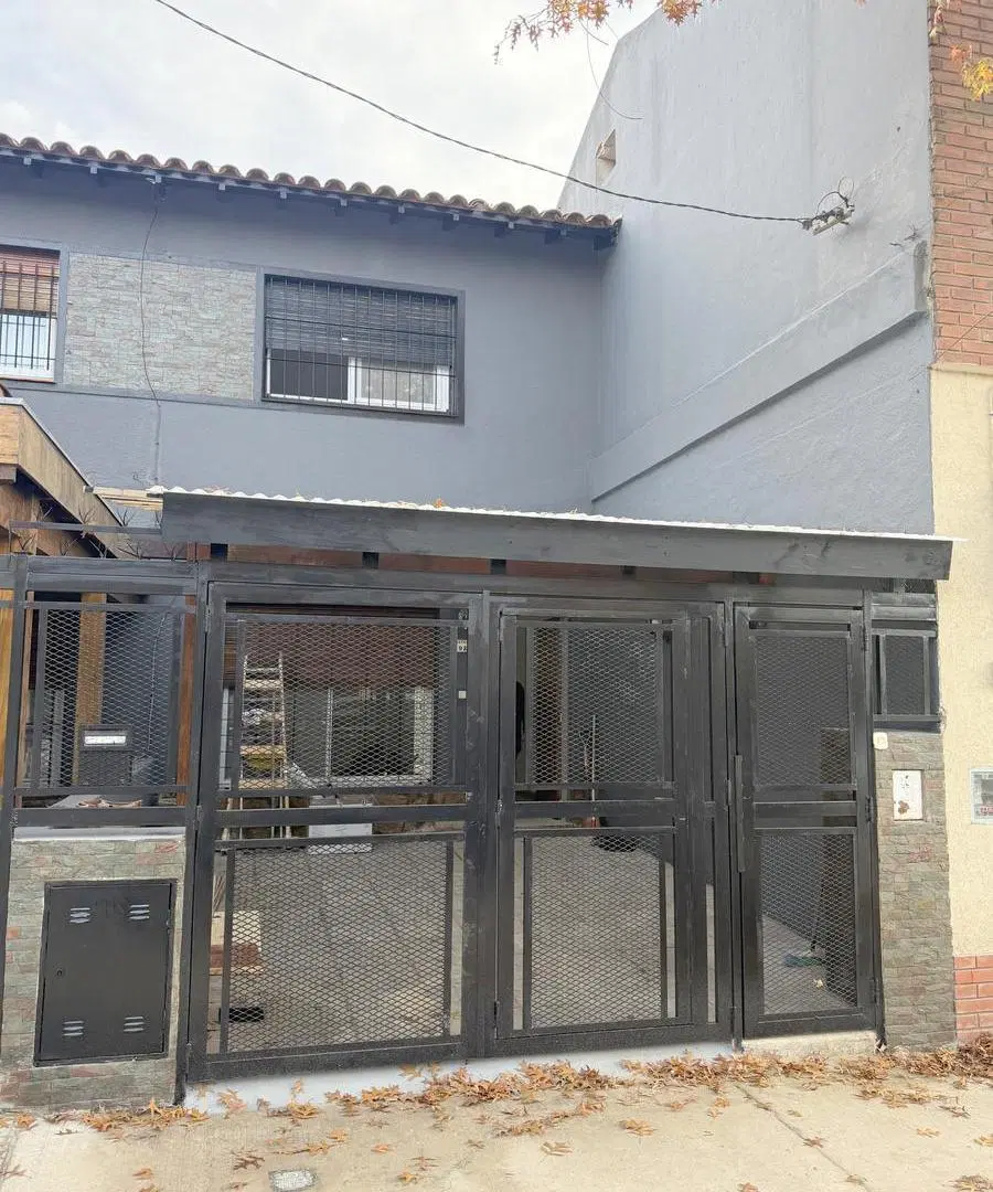 duplex a estrenar refaccionado en su totalidad con piscina 4