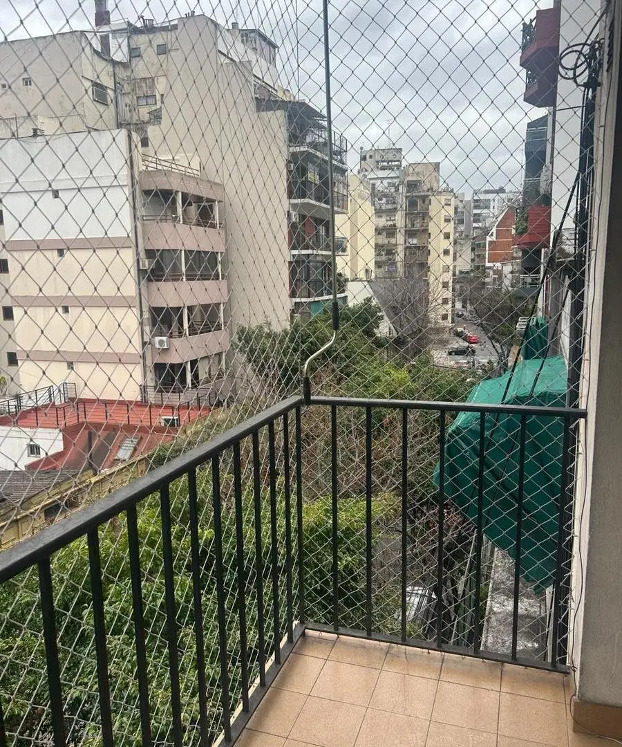 Departamento 3 AMB AMPLIOS 87M2 TOTALES  CON BALCON ZONA PARQUE CENTENARIO 5