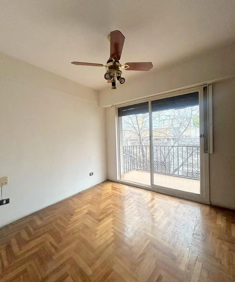 Departamento 3 AMB AMPLIOS 87M2 TOTALES CON BALCON ZONA PARQUE CENTENARIO 8