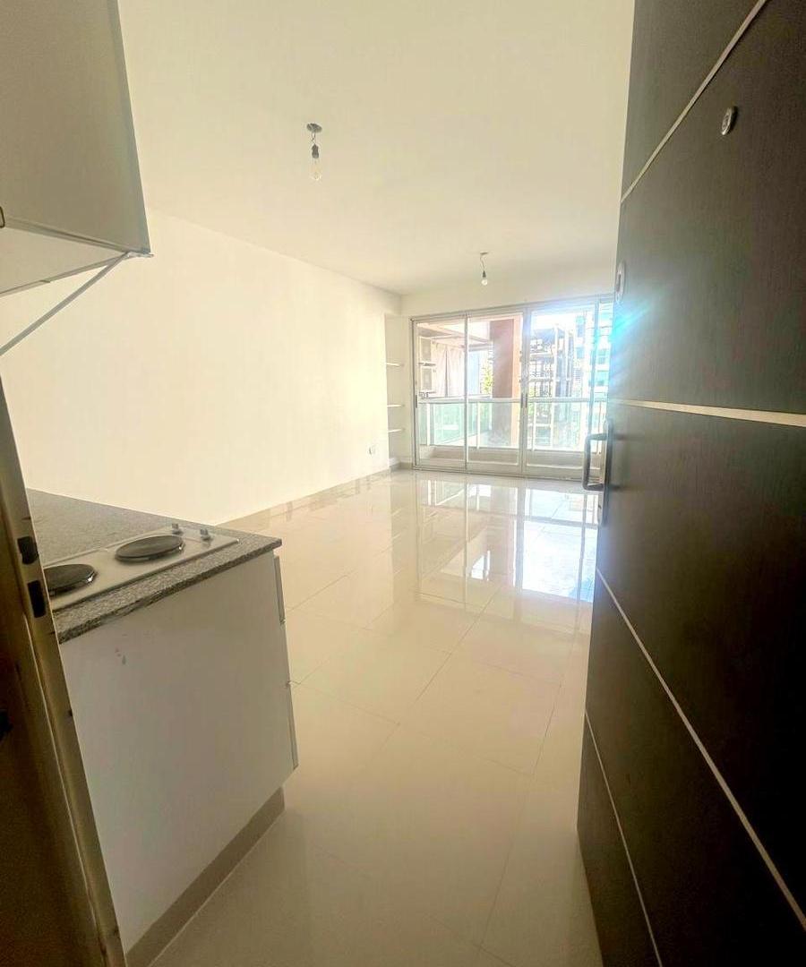 Foto de Departamento monoambiente con cochera piscina seguridad oportunidad, imagen 1