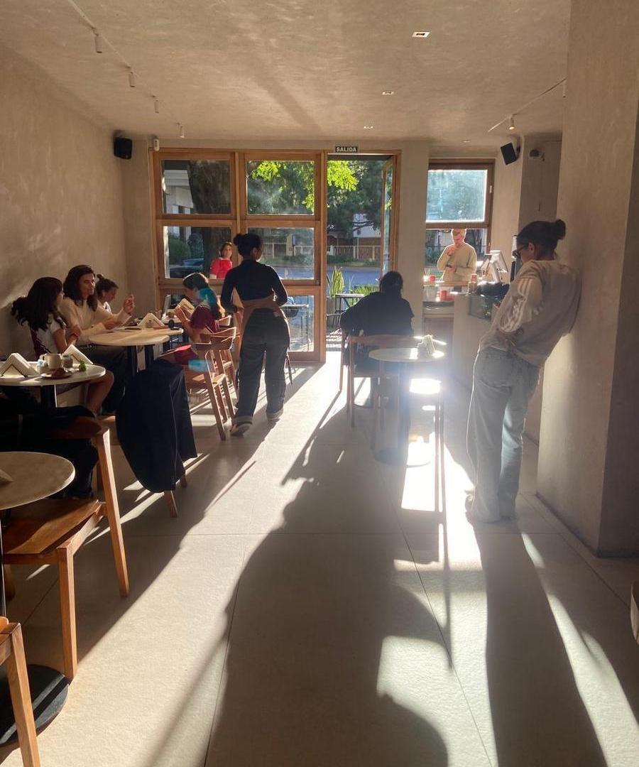 Foto de Local 2 años de antiguedad hoy cafeteria de espcialidad debajo de, imagen 2