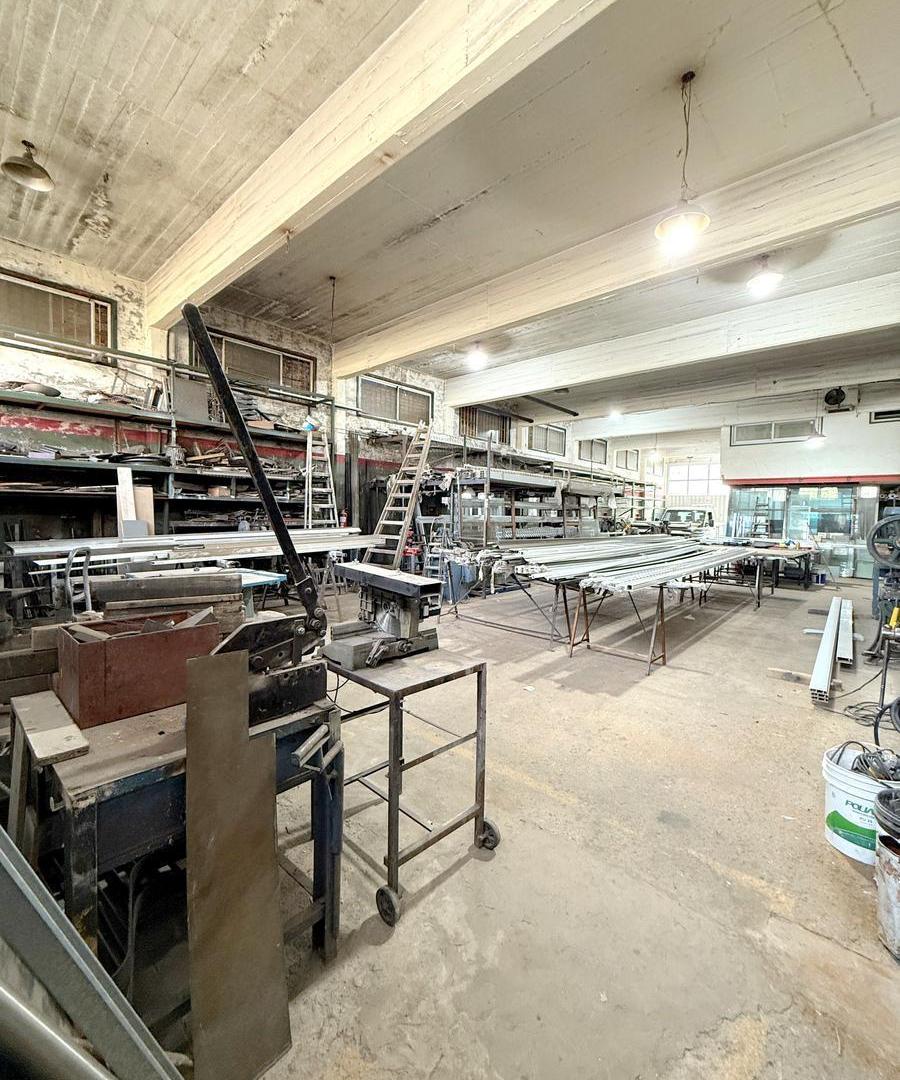Foto de DEPOSITO INDUSTRIA GALPON ZONA INDUSTRIAL DE MARTINEZ Planta baja, imagen 1