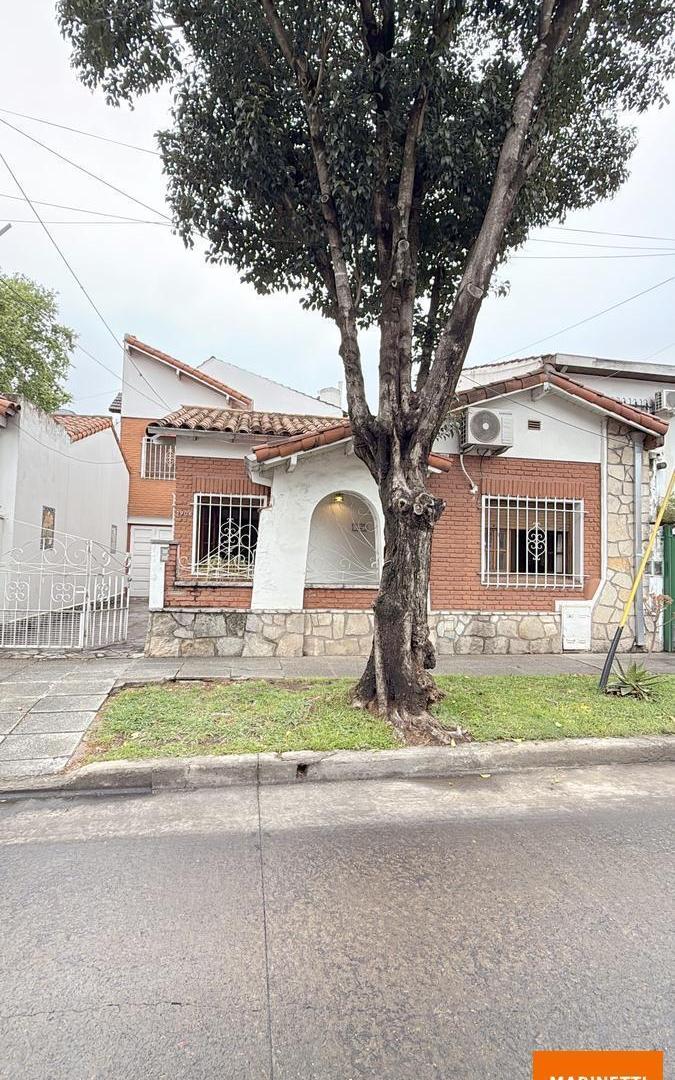Foto de Casa lote propio mts av Maipú 3 dormitorios cochera, imagen 1