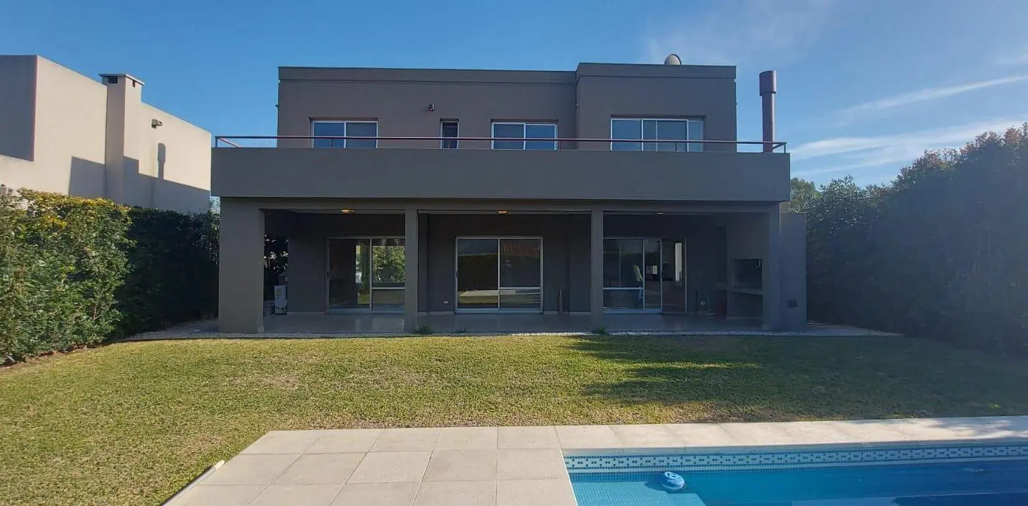 Casa en Barrio Cerrado La Damasia Lote Interno 2