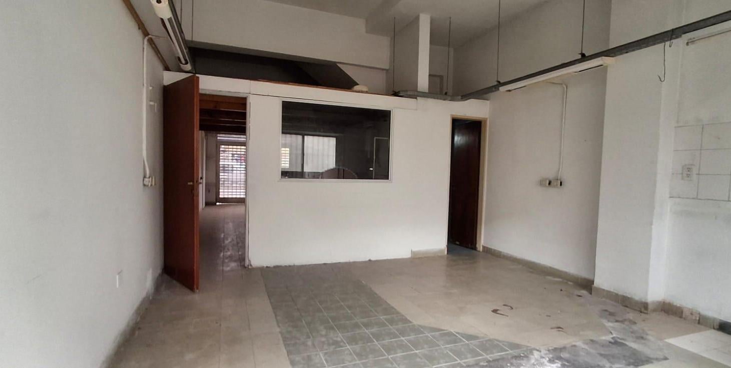 Foto de Local - Boulogne en av. Sarratea y Darregueira, imagen 5