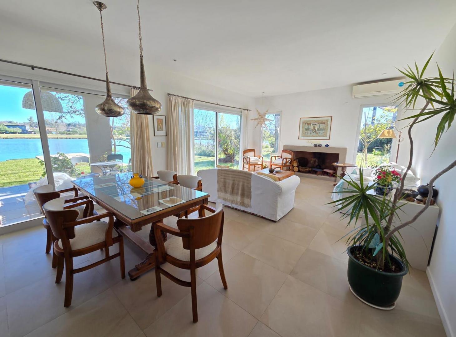 Foto de Casa en El Cantón - Norte a la laguna, imagen 1