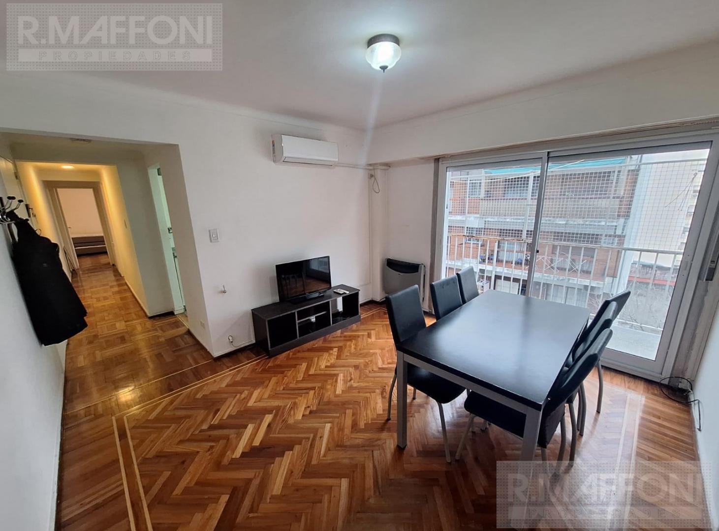 Foto de Belgrano 3 ambientes en venta a la calle con balcon, excelente estado., imagen 1