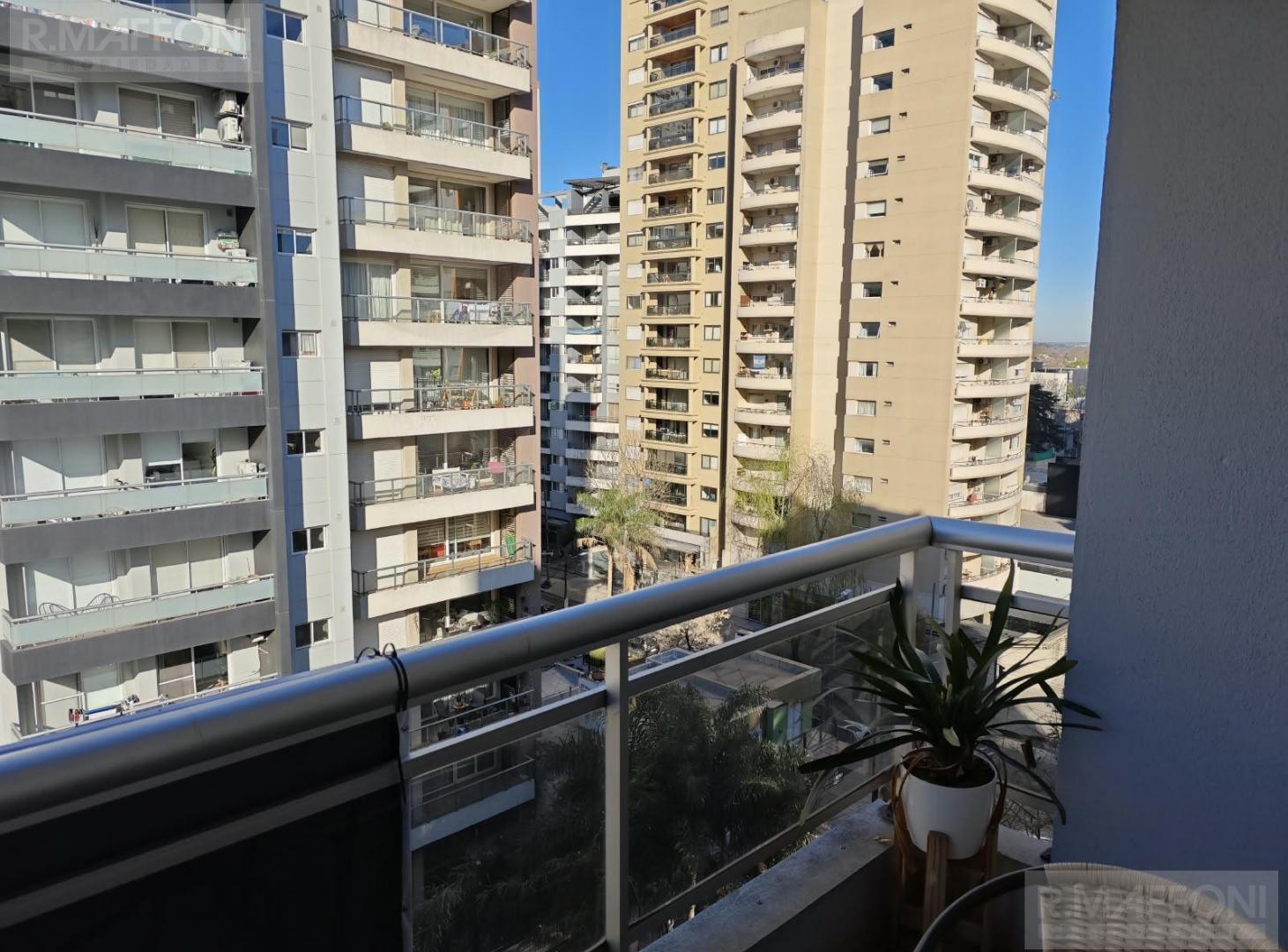 Foto de Lomas de Zamora, departamento en alquiler. 2 Ambientes con balcon, muy, imagen 2