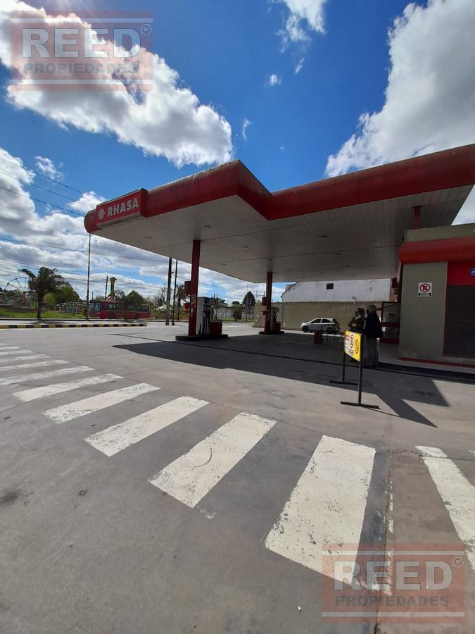 Estación de Servicio - Moreno 2