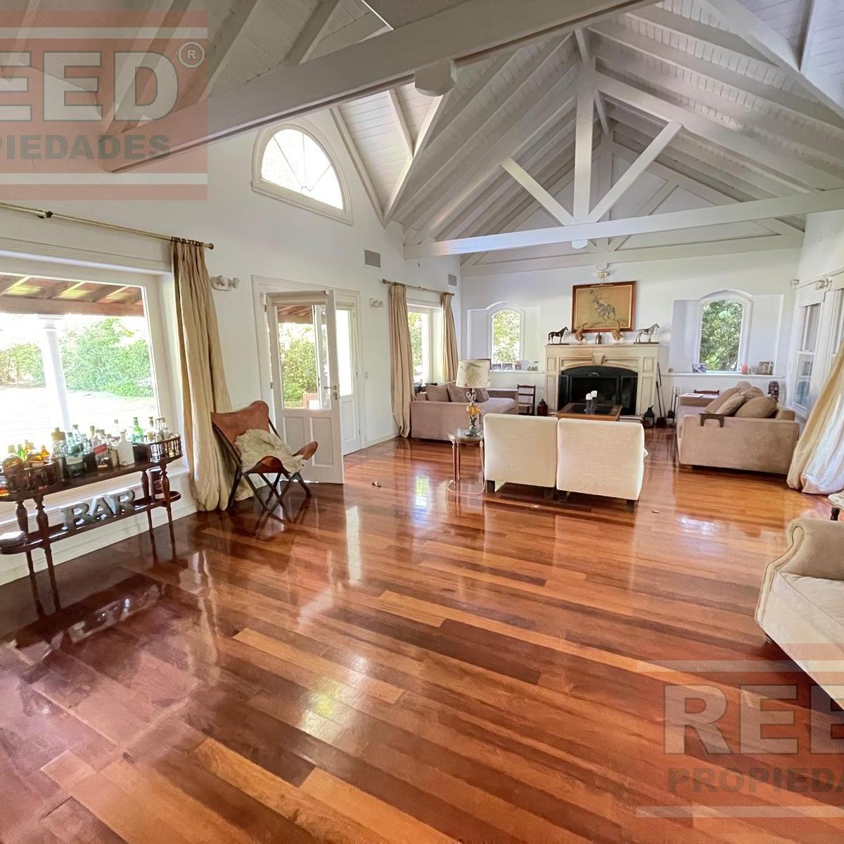 Casa en Martindale C. C 4