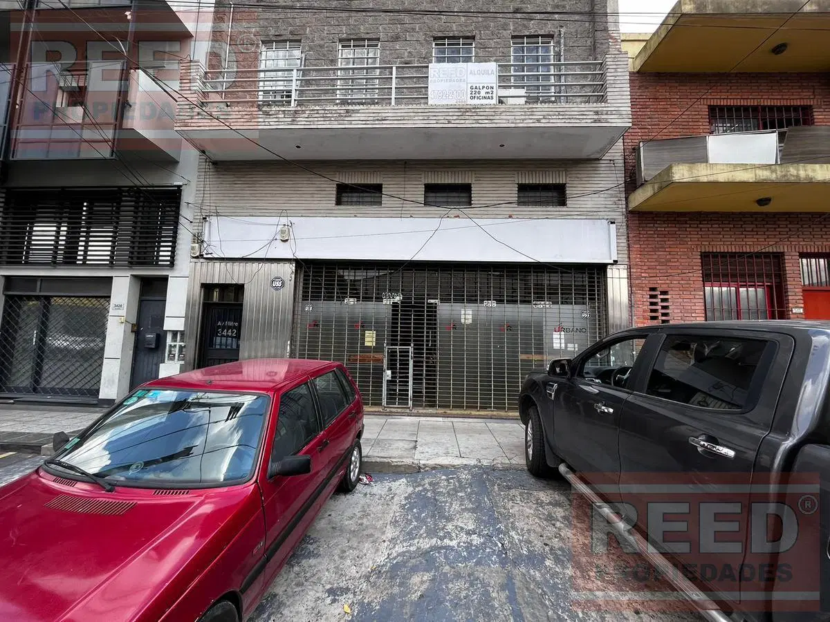 ALQUILER LOCAL CON DEPOSITO en MUNRO 5