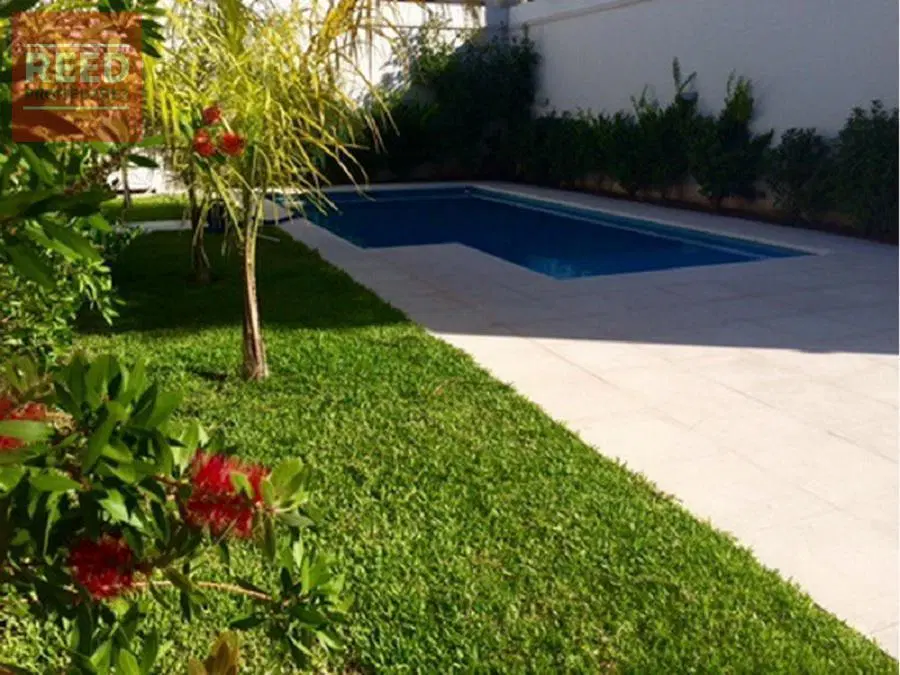 Excelente departamento en centro de Martinez 5