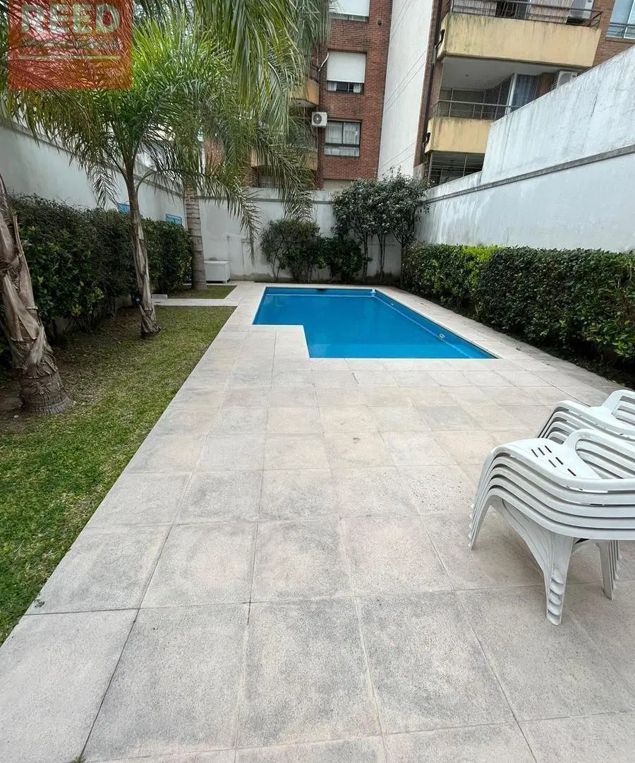 Excelente departamento en centro de Martinez 5