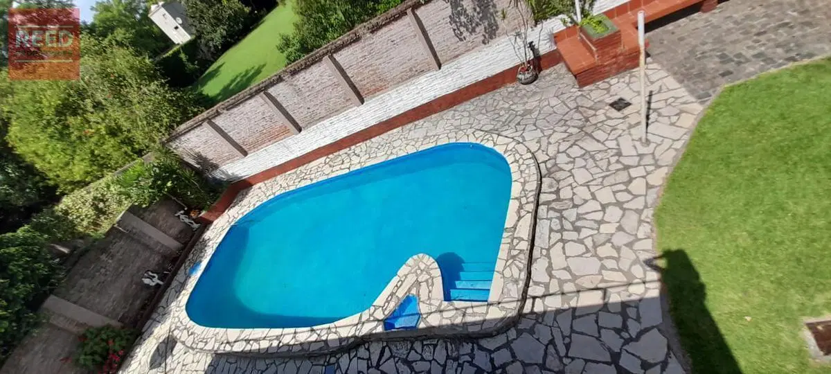Casa en importante lote en Santa Rita 5