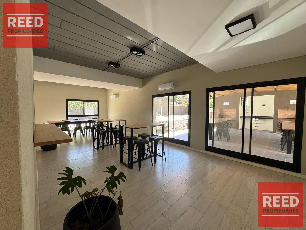 Departamento en Campus Village Pilar 5