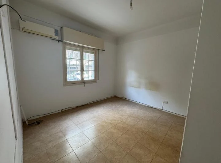 Venta - Mendoza y Av. Libertador - PB - FRENTE - 2 Ambientes 4