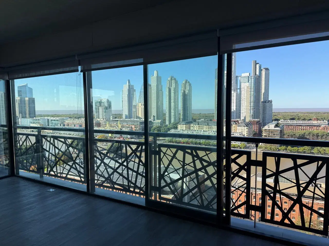 Piso Alto | Vista al Dique | 126 m² | Cochera | Quartier del Bajo 2