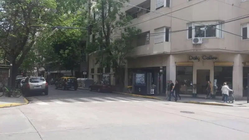 Excelente depto en Posadas y Callao 2