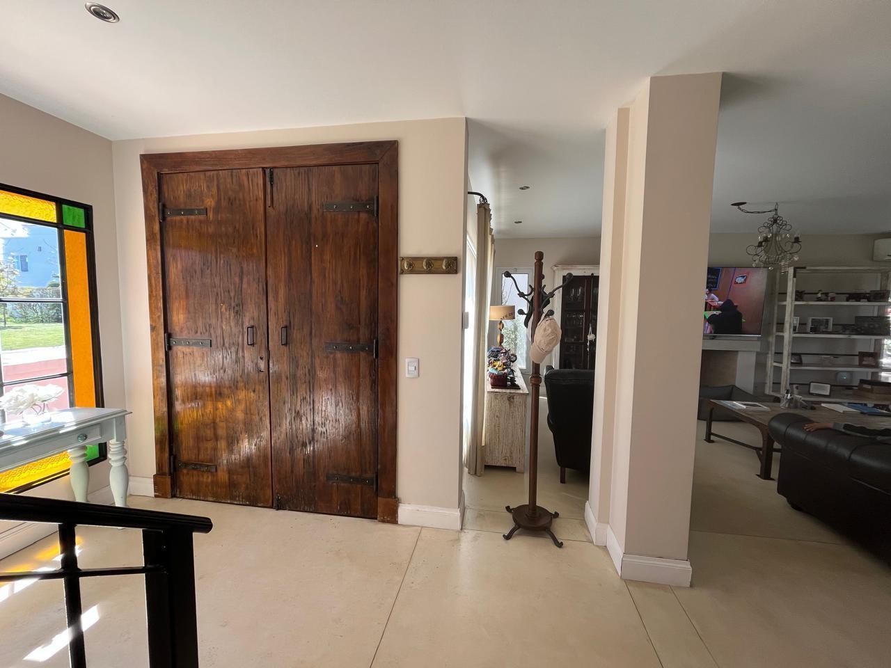 Foto de Casa en Santa Barbara Excelente oportunidad ! USD 450.000 BAJO DE PRECIO, imagen 2