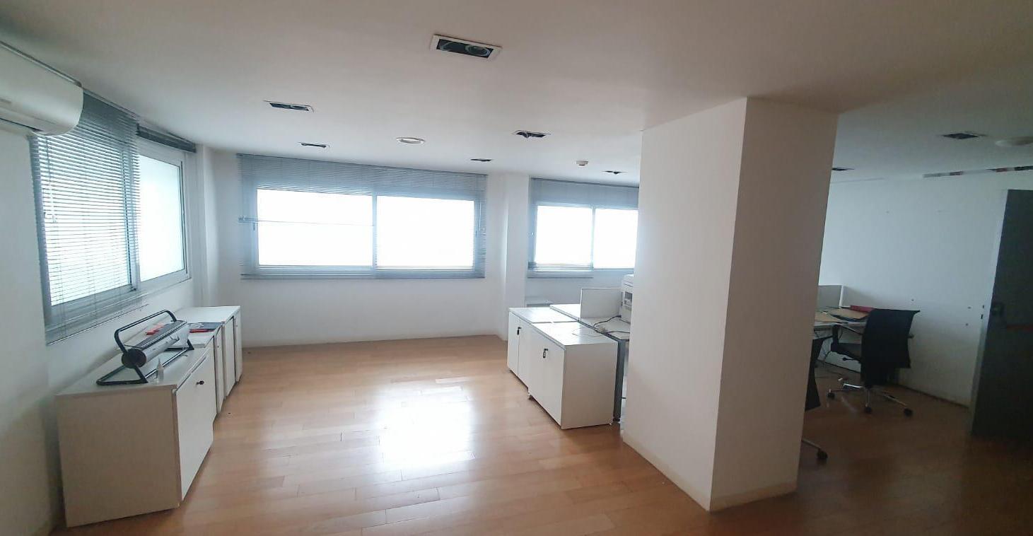 Foto de Excelente Oficina en venta con 3 cocheras, imagen 5