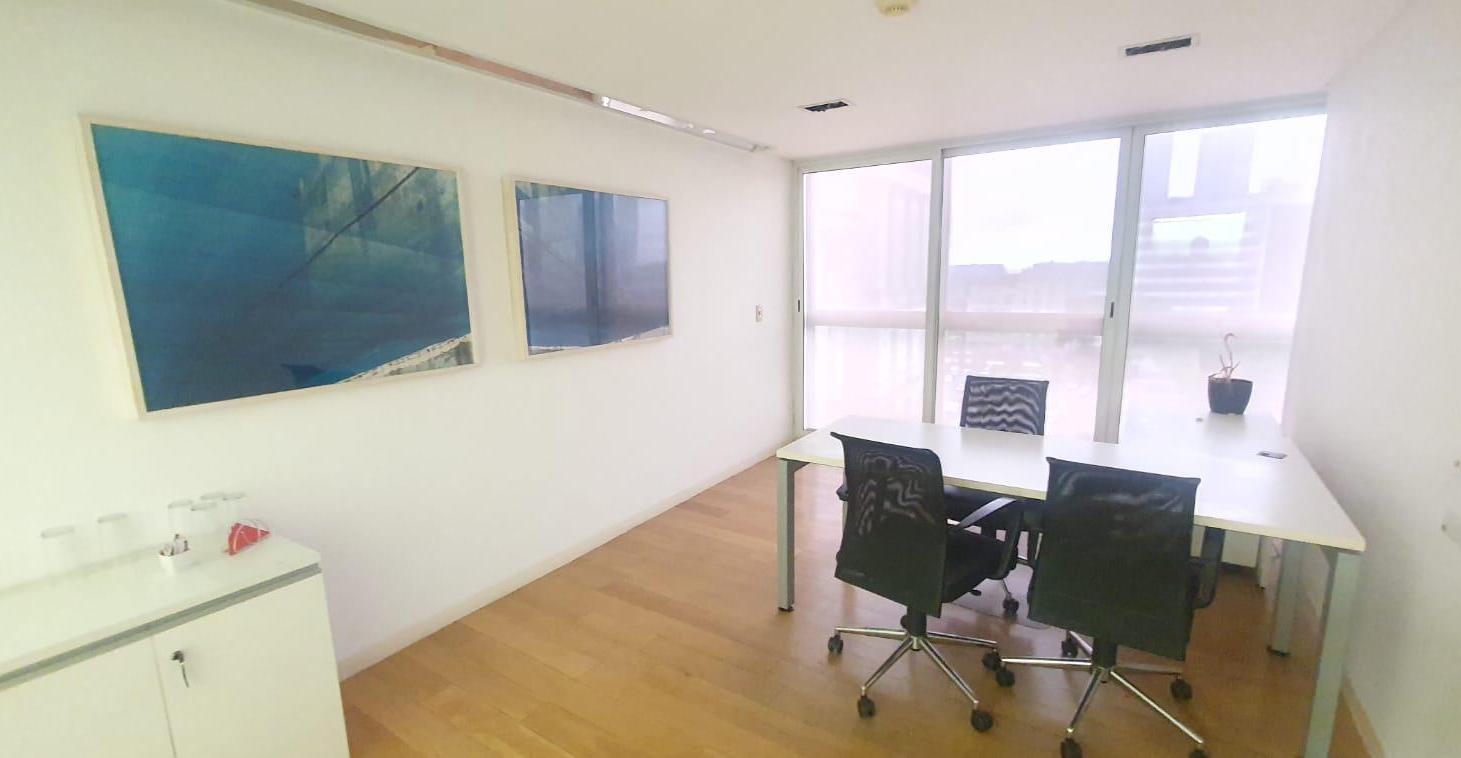 Foto de Excelente Oficina en venta con 3 cocheras, imagen 1