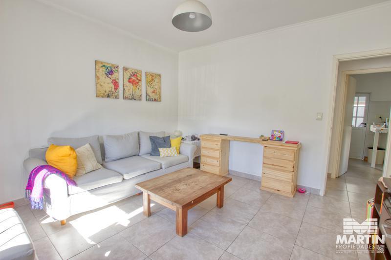 Foto de Chalet en Venta de 3 ambientes reciclado a nuevo en Martínez con Patio, imagen 4