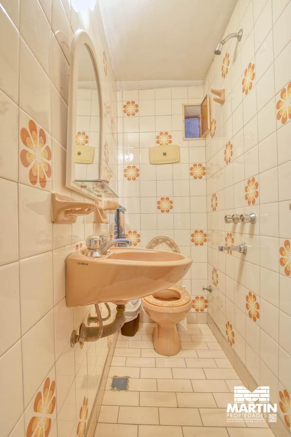 Foto de Casa en Venta de 5 Ambientes en Martinez con Cochera, Suite, Jardin y, imagen 5