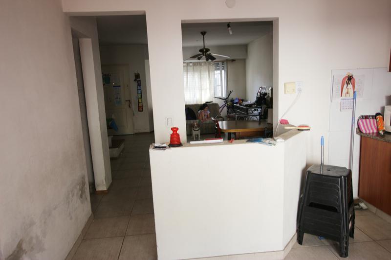 Dúplex en Venta de 4 Ambientes en Martínez con Garaje y Jardín